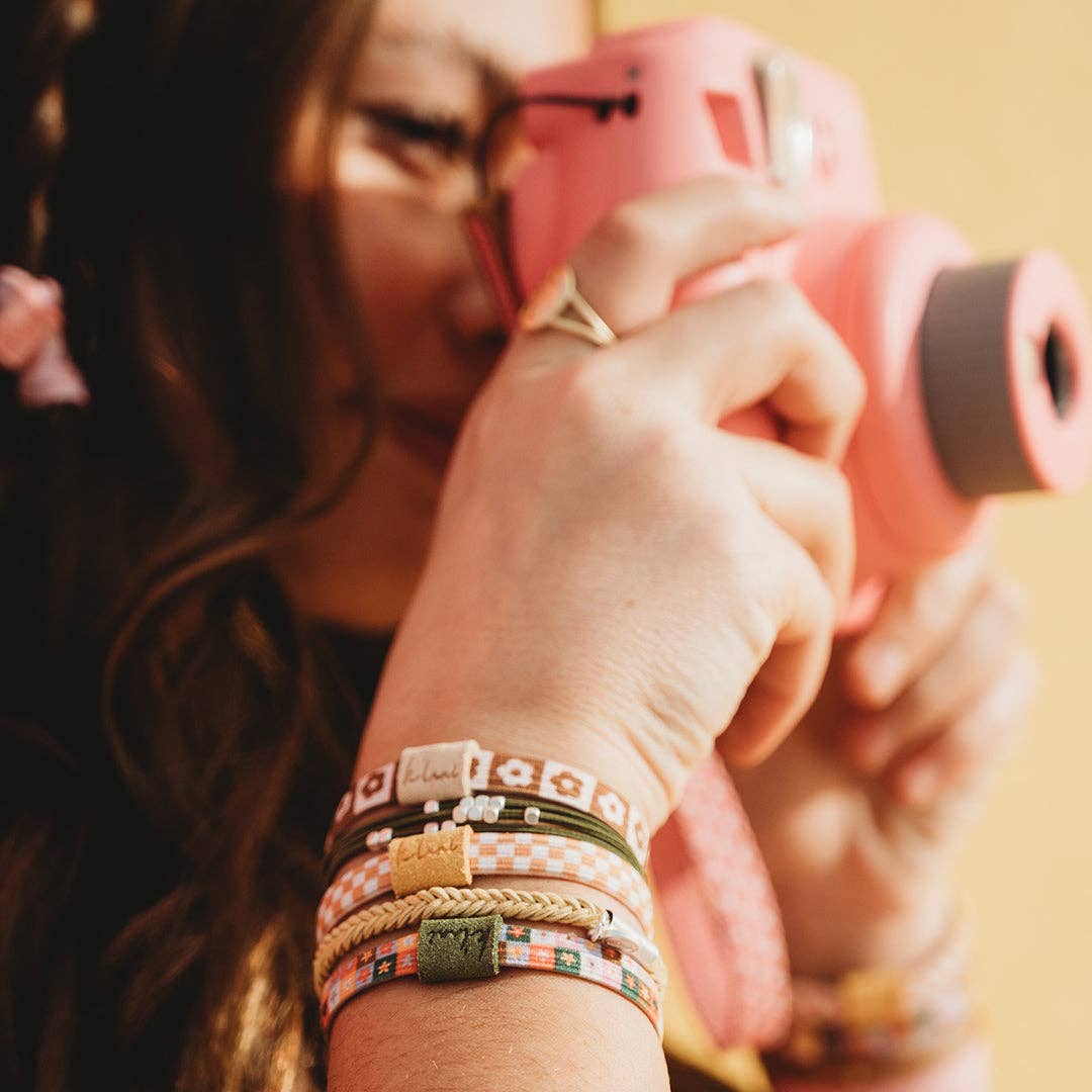 "Groove" - Retro Flower Hair + Wrist Band