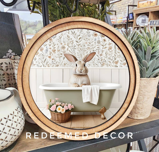 8" Round Bunny in Tub Art