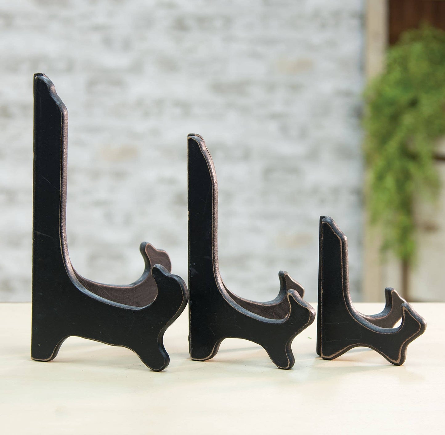 Large Plate Stand, Black